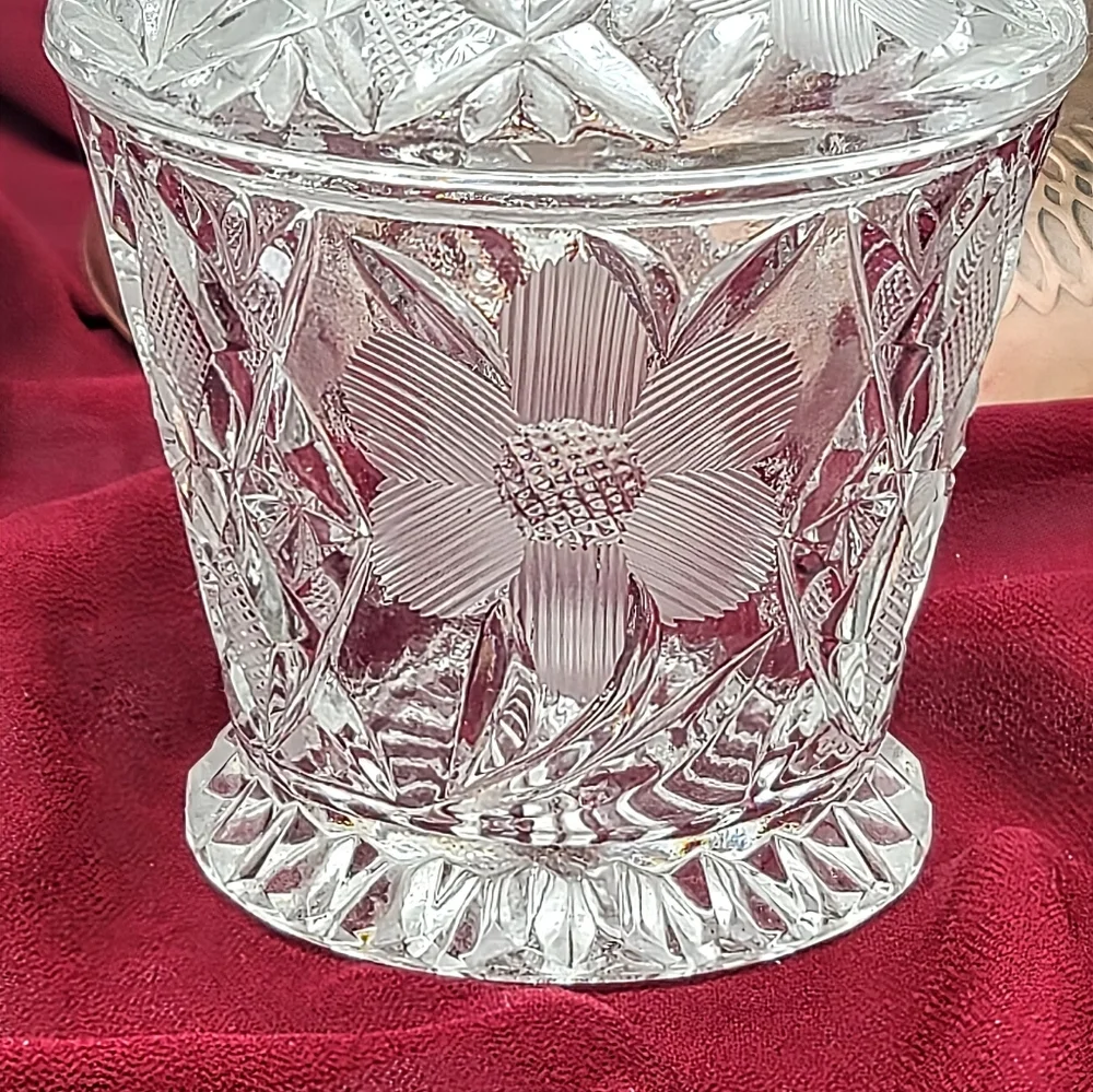 Pressed Crystal Creamer Sugar Bowl Lid Tray Floral Daisy Diamond Pattern Vintage